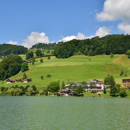Hotel Kurhaus Am Sarnersee Зарнен Экстерьер фото